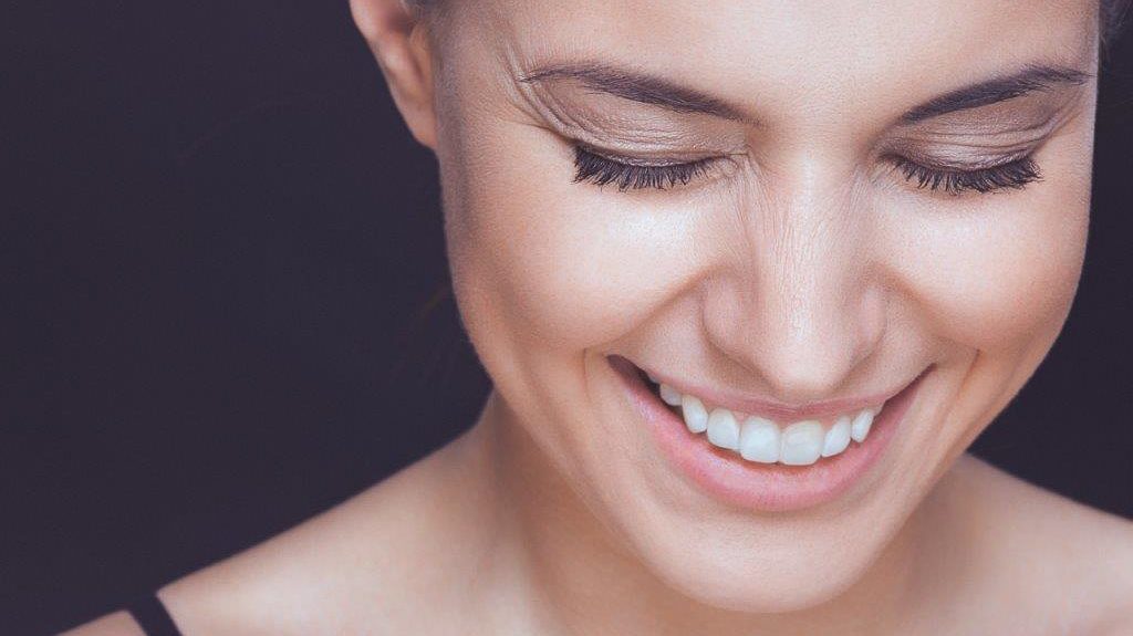 Zahnimplantate Karlsruhe – Die komfortable Zahnersatzlösung