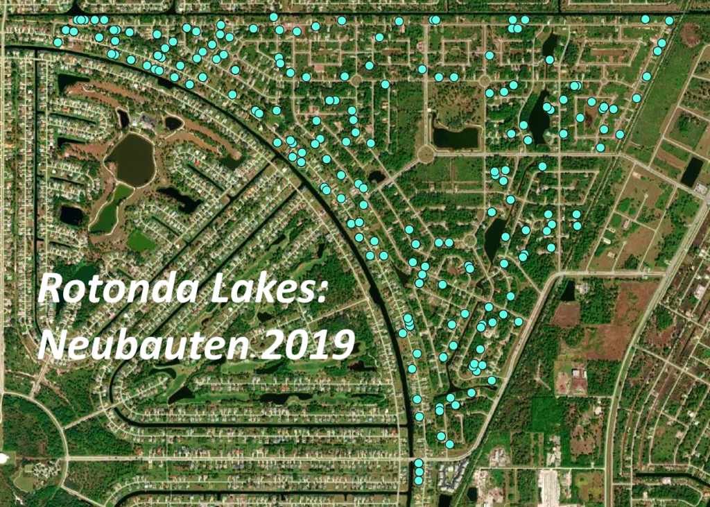 Dieses Bild zeigt eine Luftaufnahme von North Port, im südlichen Teil von Sarasota in direkter Nähe zu Port Charlotte, die von einem großen Wasserkanal durchzogen wird