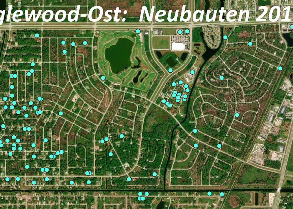 Dieses Bild zeigt eine Luftaufnahme von North Port, im südlichen Teil von Sarasota in direkter Nähe zu Port Charlotte, die von einem großen Wasserkanal durchzogen wird