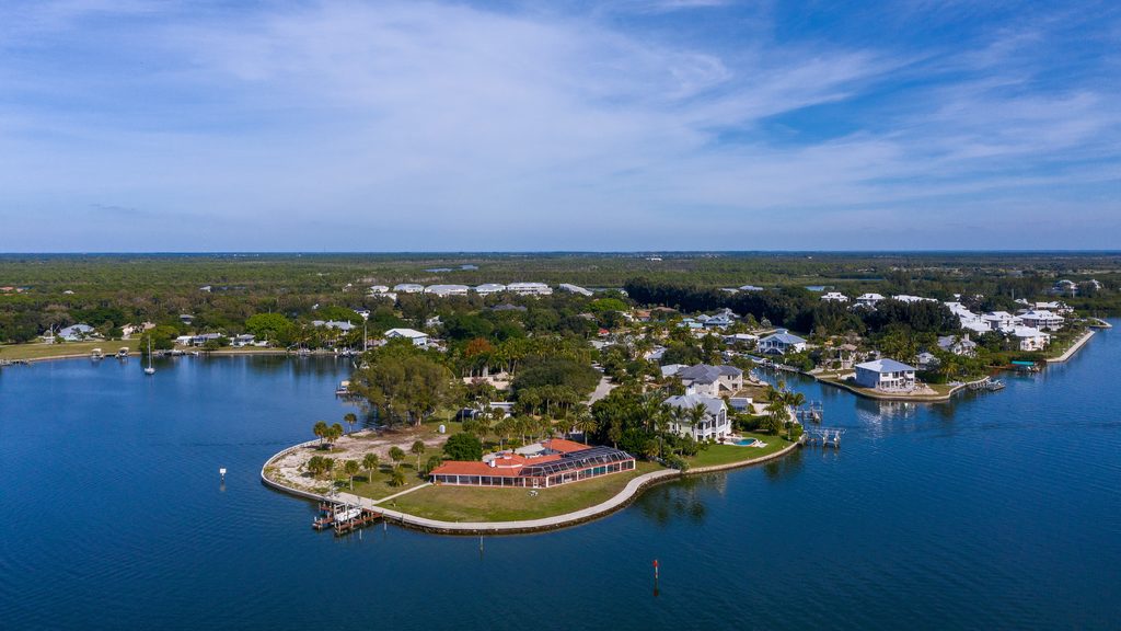 Blick auf die Bucht von Cape Haze, Bestandsgebiet mit einigen neu ausgewiesenen Bauflächen. Jeweils nur ein paar hundert Meter zum Meer. Herrliche Landschaft.