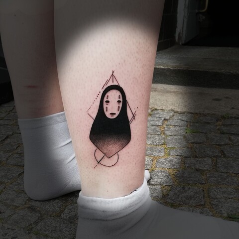 blackwork-dotwork-anime-tattoo-berlin-no-face