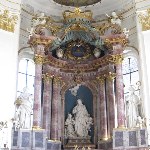 Altar von Stadtkirche St. Verena  