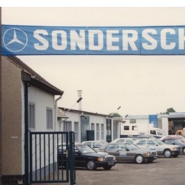 Vertragsaufnahme Mercedes-Benz im Stammbetrieb Oranienbaum-Wörlitz 1990