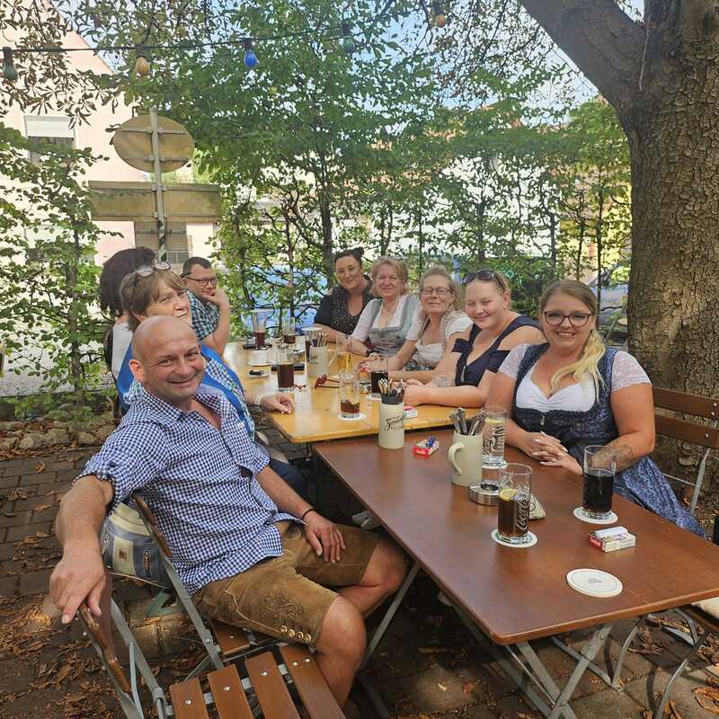 Bevor es auf den Plärrer geht, muss man sich erstmal stärken.