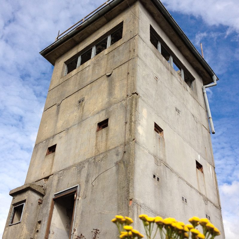 Alter DDR-Grenzturm