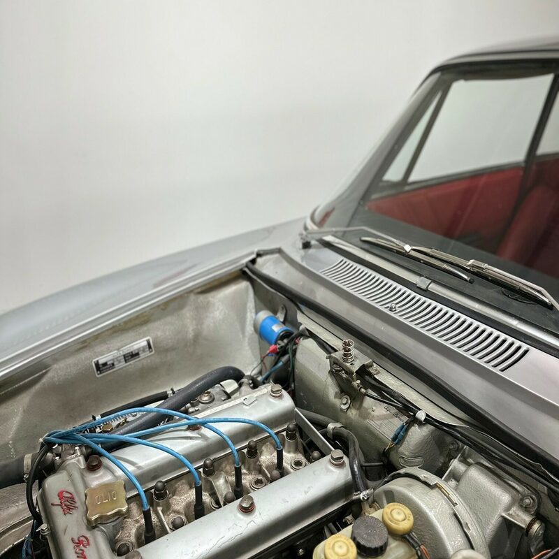 Alfa Romeo Giulia GT Junior CoupÈ 1975