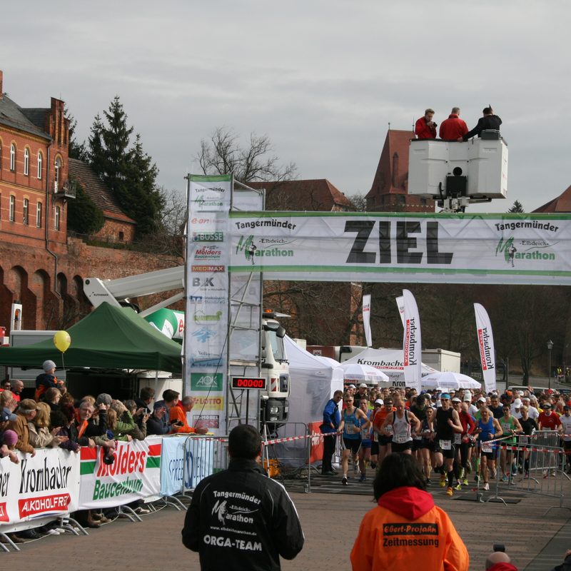 Start und Ziel im Hafen