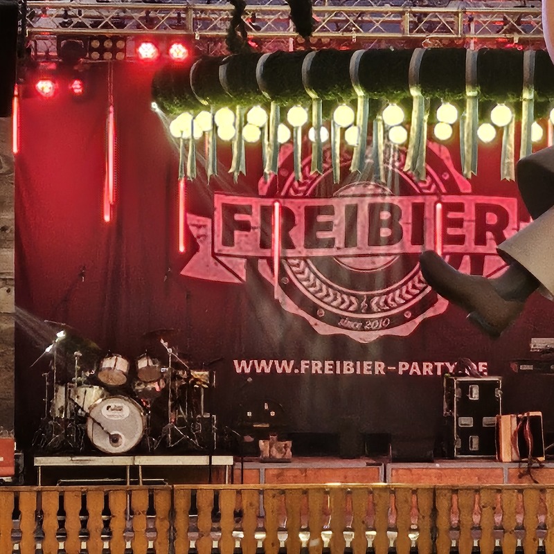 Leider hies nur die Band so, das Bier musste bezahlt werden ;)