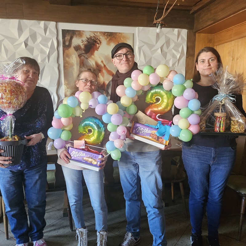 wir hoffen euch gefallen die Geschenke, wir geben uns immer sehr viel mühe alles selbst zu gestalten