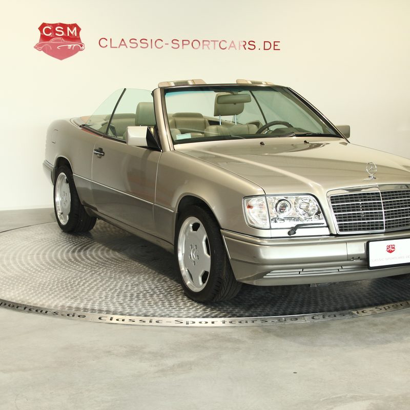 E320 A 124 - CABRIO RAUCHSILBER 