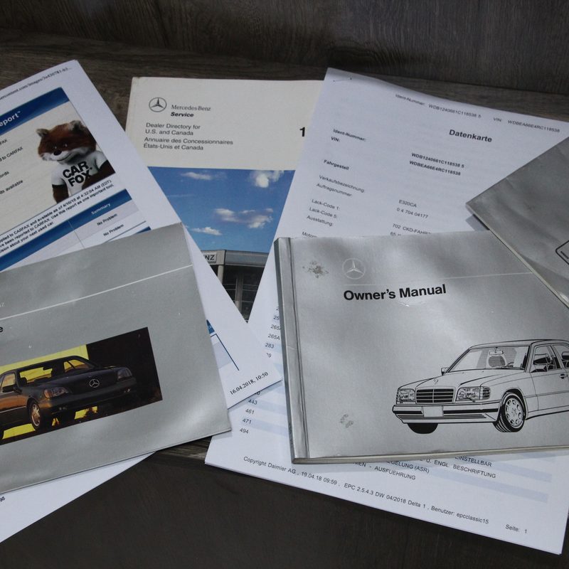 E320 A 124 - CABRIO RAUCHSILBER 