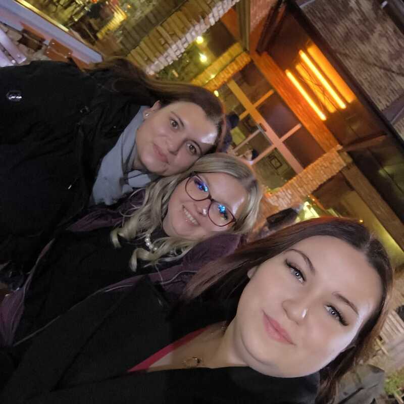 Jessi, Marie-Luise und Jenni mal wieder beim Selfie machen :) das darf auf keiner feier fehlen ;)