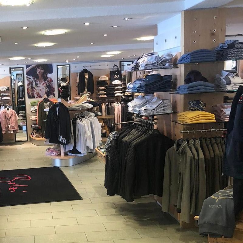 Bolzi Films-Waldhaus