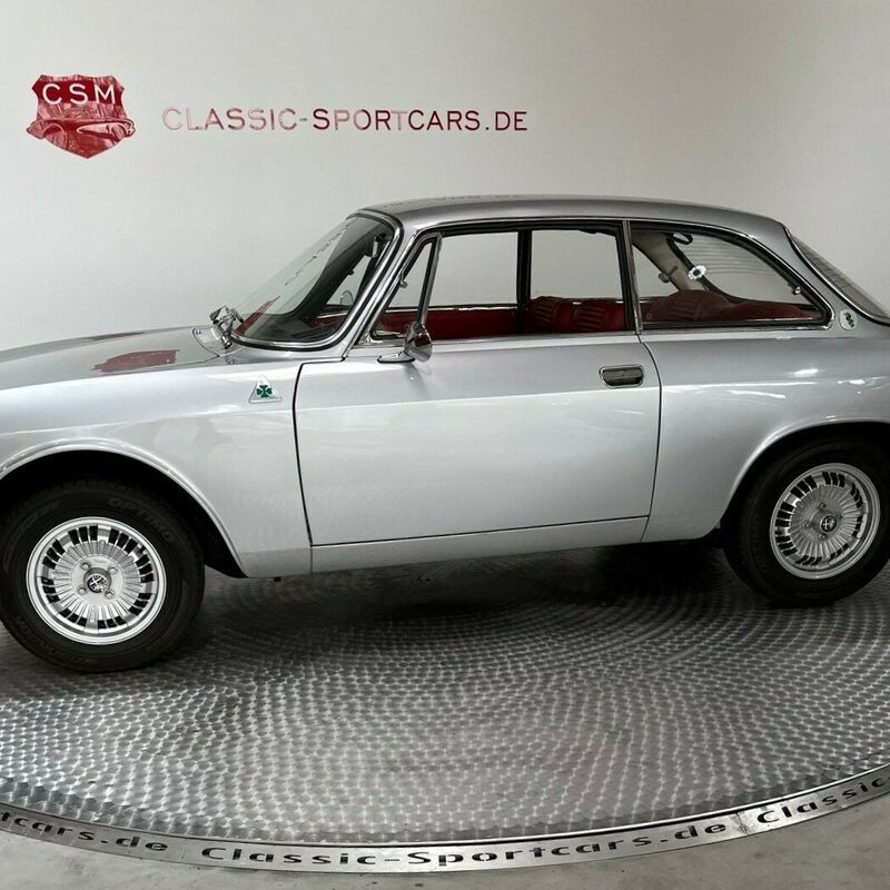 Alfa Romeo Giulia GT Junior CoupÈ 1975